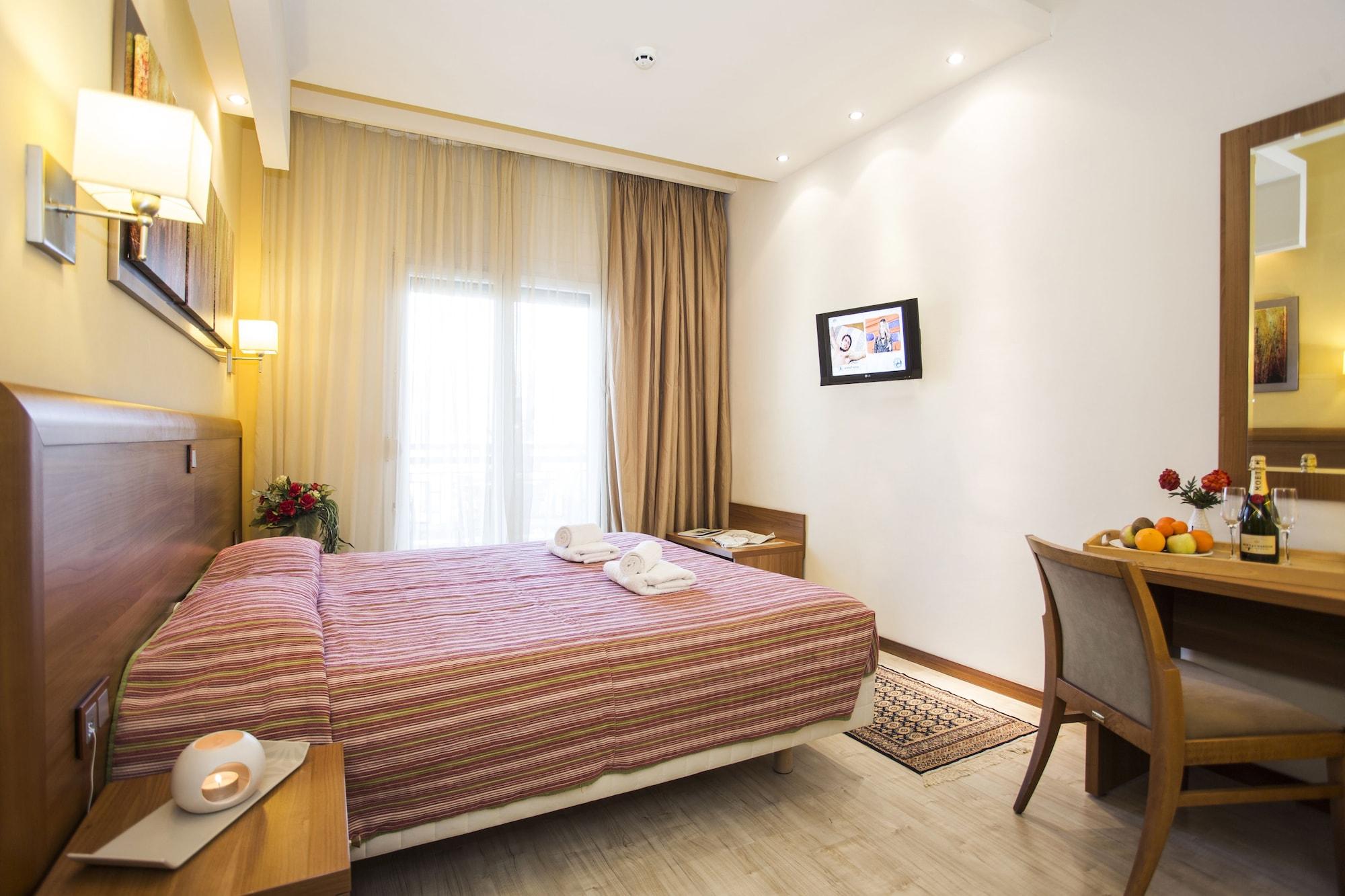 Pefka Hotel Thessaloniki Exterior photo